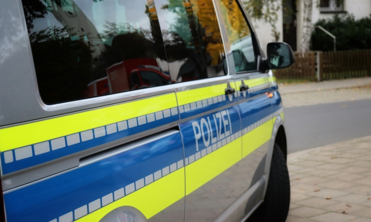 56-jähriger mit Axt und Messer unterwegs